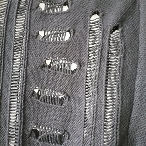 Chelser & Violet Women's Black Flared Sleeve Oversized Knitted Sweater Size S - Picture 4 of 7